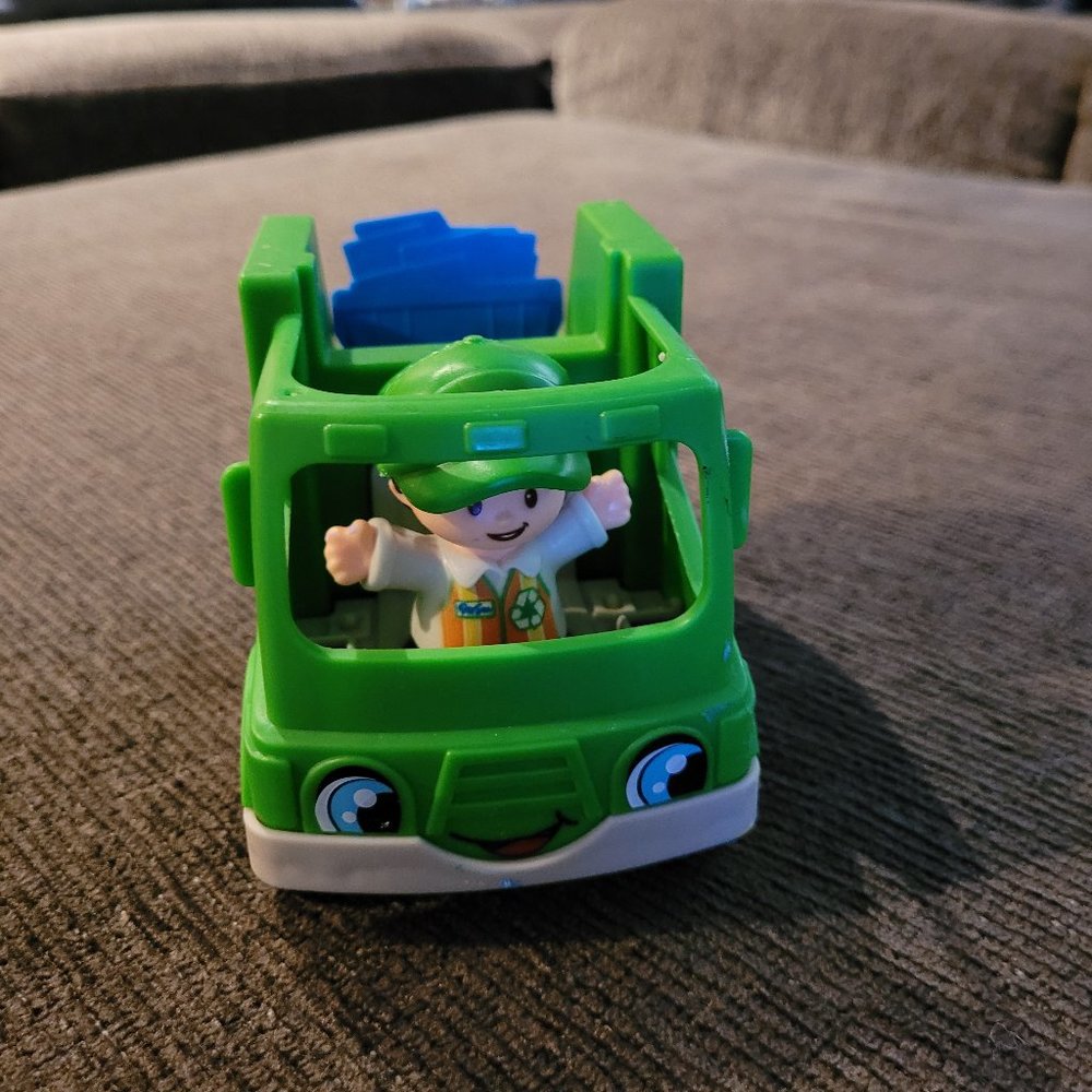 Fisher-Price Little People Recycle Truck